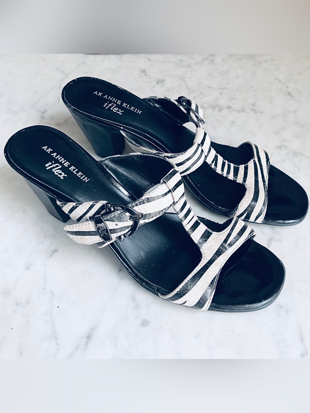 Size 9.5 Anne Klein iFlex Black & White Striped Heeled Sandals